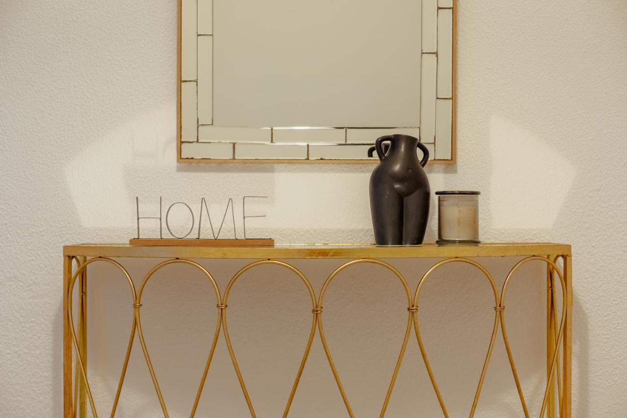 Elegant 3 Bedroom Apt - City Centre - Garage - Metro Lissabon Exterior foto