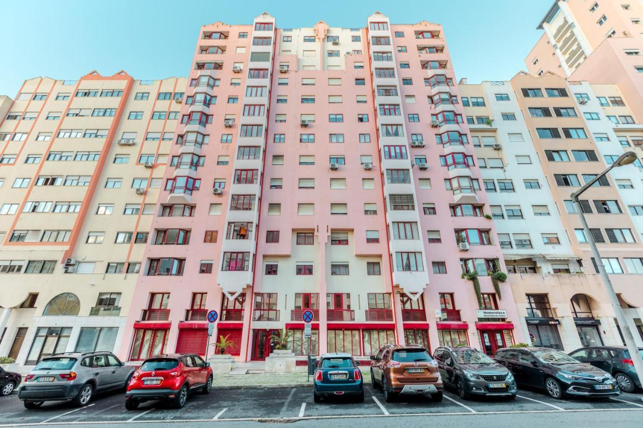Elegant 3 Bedroom Apt - City Centre - Garage - Metro Lissabon Exterior foto